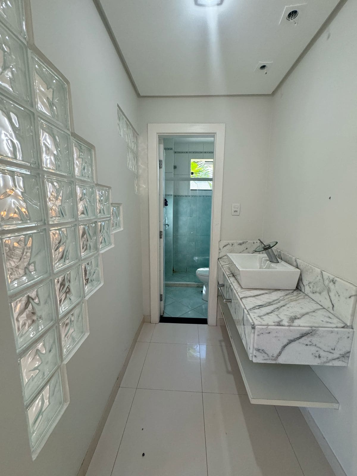 WhatsApp Image 2025-03-31 at 15.58.09 (1)